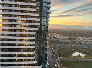 8 Interchange Way #4201, Vaughan, ON L4K 5C3