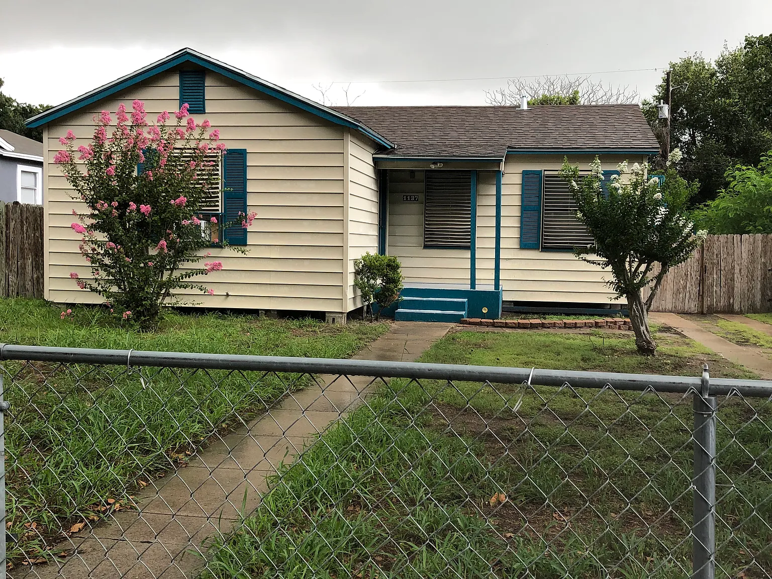 Manchester Ave, Corpus Christi — Photo 1