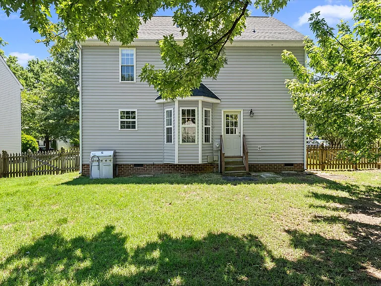 6912 Dartmouth Ave — Photo 36