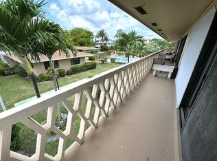 3208 SE 11th St APT 204, Pompano Beach, FL 33062