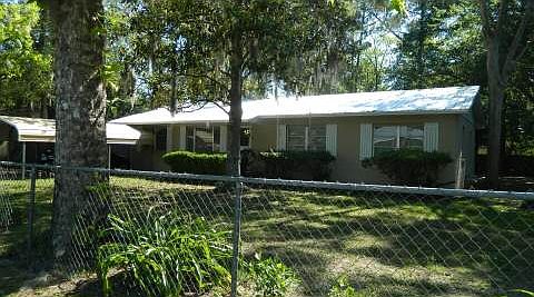 1st image of 637 NW Holiday Dr