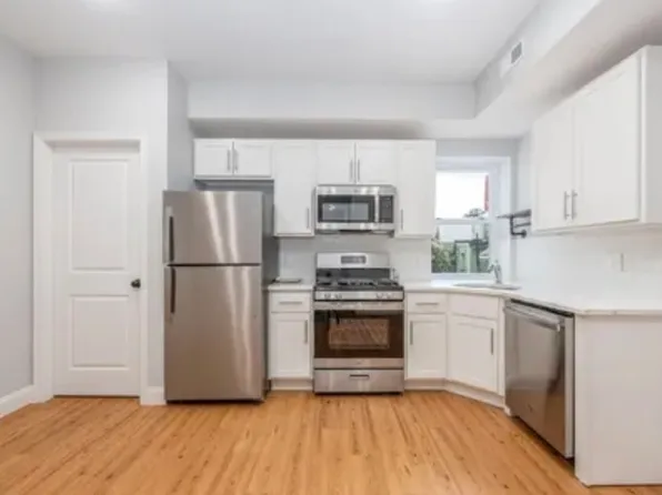 1522 S 9th St #2, Philadelphia, PA 19147