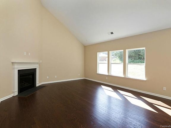 5th image of 4129 Hay Meadow Dr Unit 10