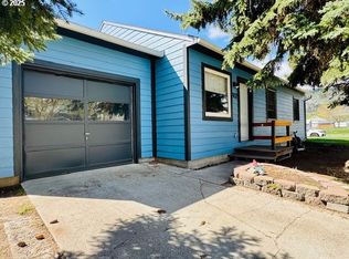 902 Y Ave, La Grande, OR 97850