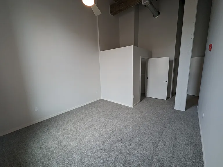832 Commercial St #101 — Photo 8