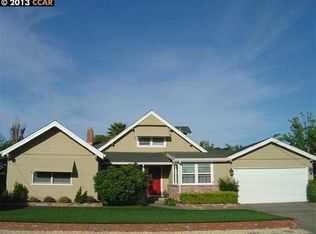 166 Deepstone Dr, San Rafael, CA 94903