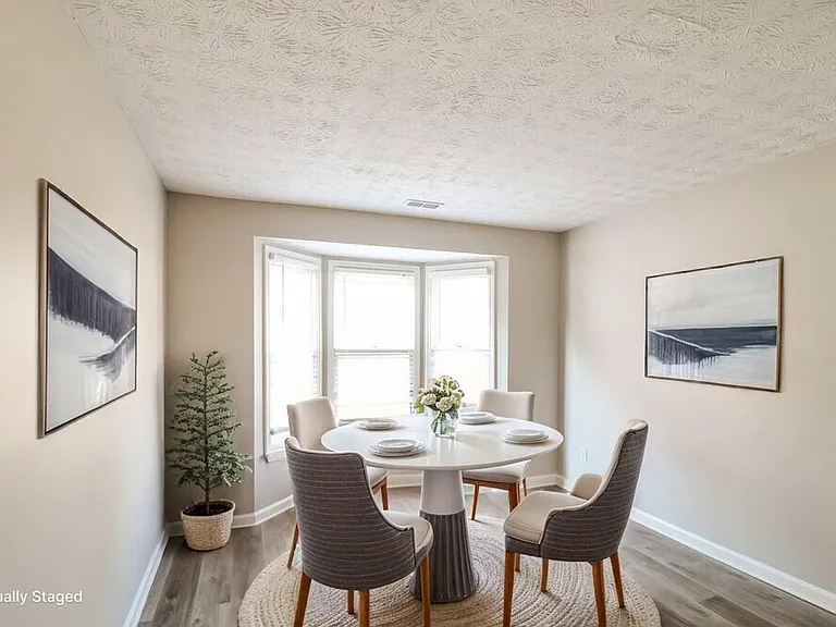 5649 La Fleur Trl — Photo 7