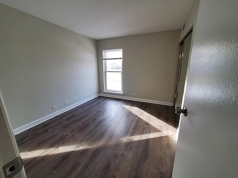 1890 Huntington Blvd #F — Photo 15