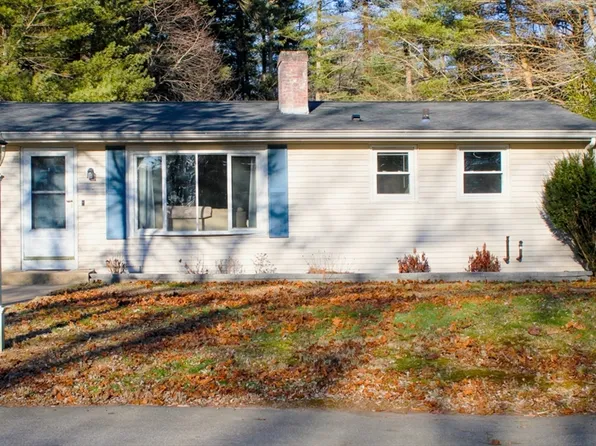 66 Precinct St, Lakeville, MA 02347