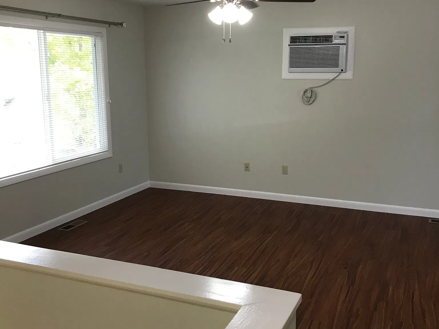 2 bed, 1.5 bath, 1168 sqft, $1,500 — Photo 4
