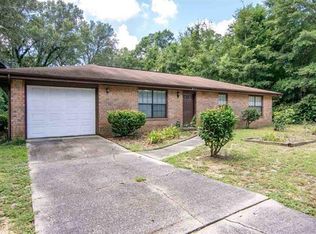 971 Candlestick Dr, Pensacola, FL 32514