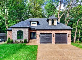 207 Cherry Hill Rd, Pewee Valley, KY 40056