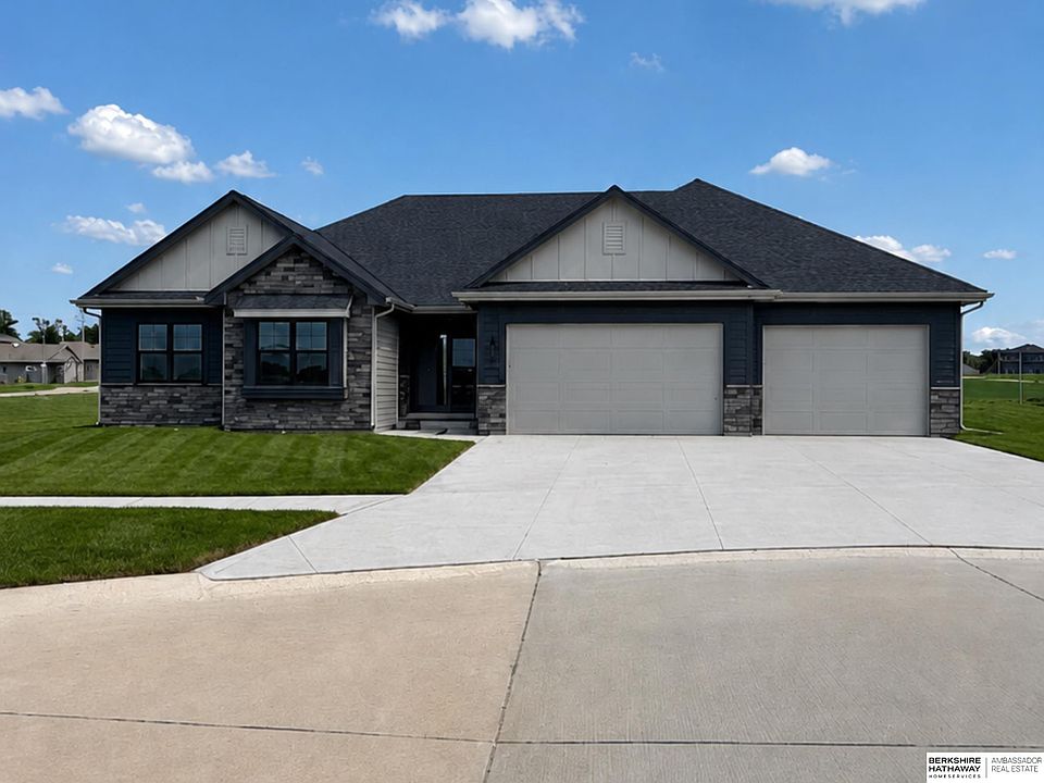 1st image of 21854 Amber Cir