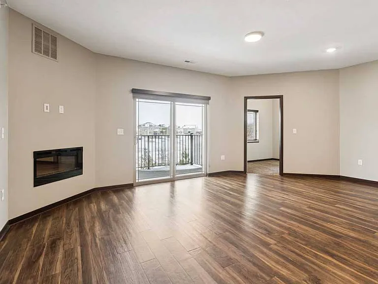 360 at Jordan West — Photo 170