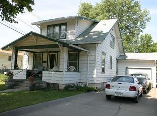 1233 Forest Ave, Crete, NE 68333