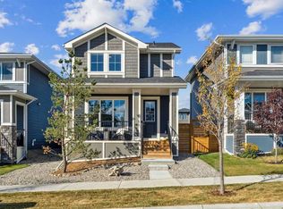 377 E Sundown Rd, Cochrane, AB T4C2T2