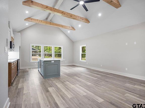 5th image of 147 Arvel St