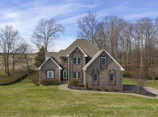 1016 Fairways Dr, Greenbrier, TN 37073