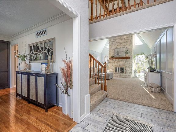5th image of 9729 W 115th St