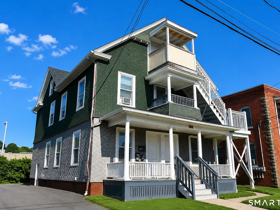 22 Kelley St #1
