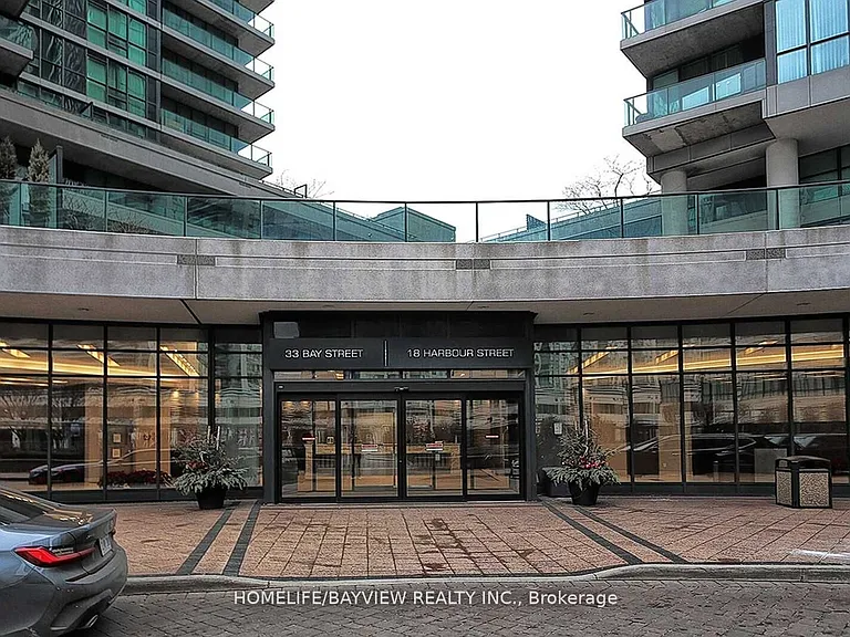 33 Bay St #1905 — Photo 3