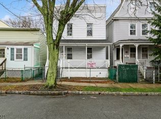 10 Dean St, West Orange, NJ 07052