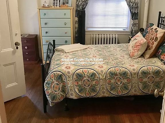 47 West Cedar St. #2 Boston - Beacon Hill Unit Photo 4