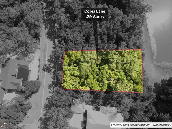 302 Cobia Ln, Saint Marys, GA 31558