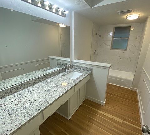 4th image of 1500 Northcrest Dr