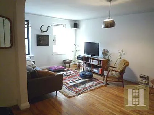 Rented by Halstead Real Estate | media 37