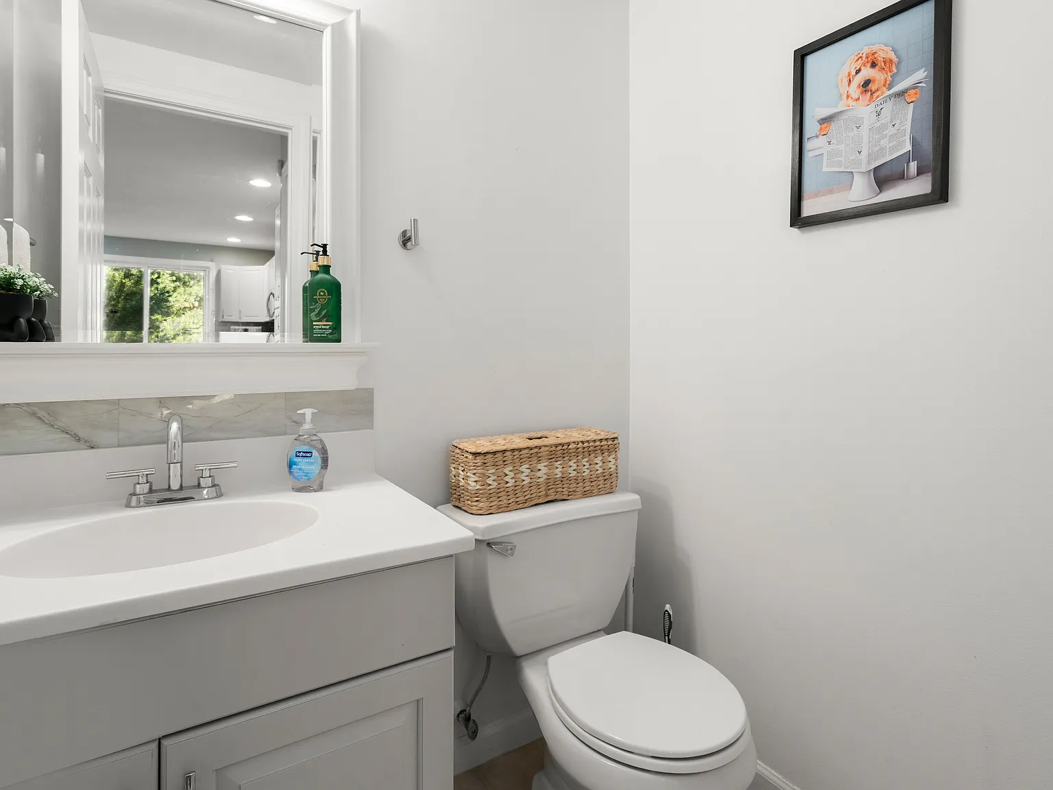 2 bed, 2.5 bath, 2339 sqft, $3,300 — Photo 4