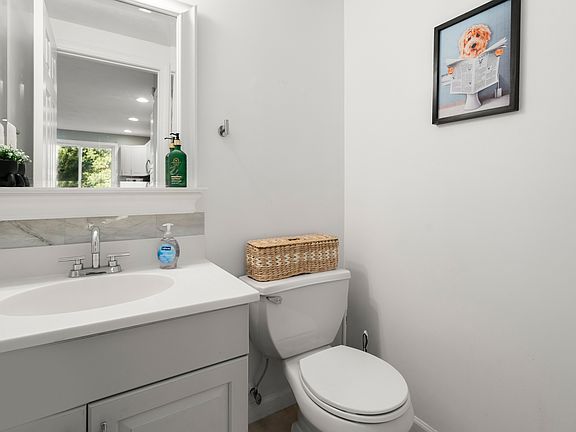 4th image of 2101 Old Bridge Ln
