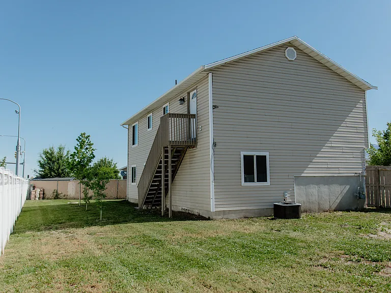246 Sunstone Ct — Photo 9