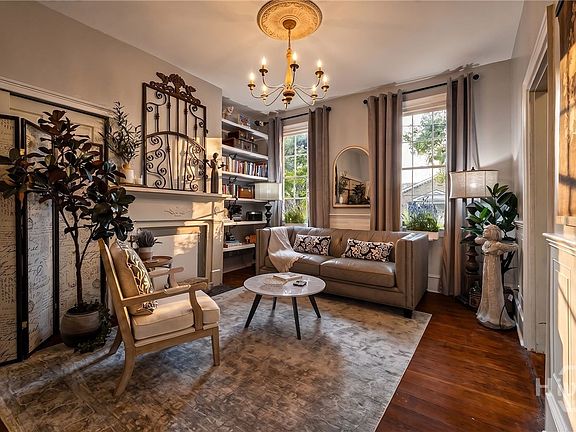 3rd image of 509 E Jones Street