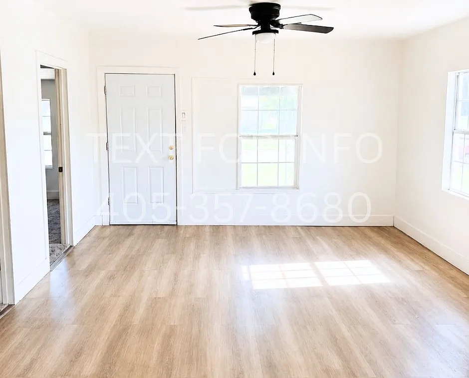 3 bed, 1072 sqft, $1,175 — Photo 2