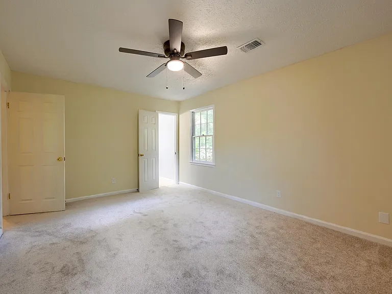 509 River Lakeside Ln — Photo 11