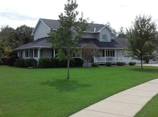 5909 Tee To Green St, Saint Cloud, MN 56304