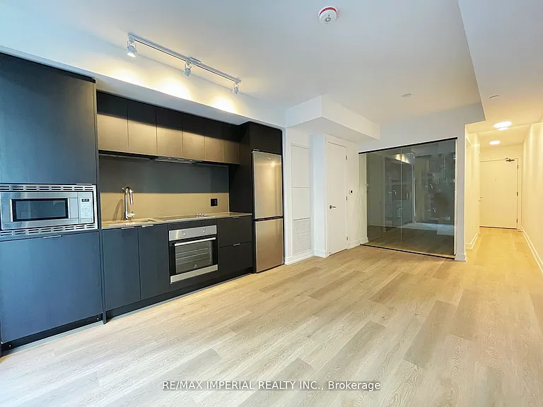 1 Jarvis St #904 — Photo 10