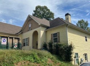 6190 Julian Rd, Gainesville, GA 30506