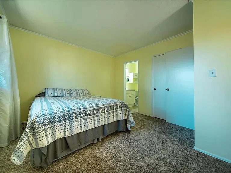 129 Carmel Woods Dr — Photo 12