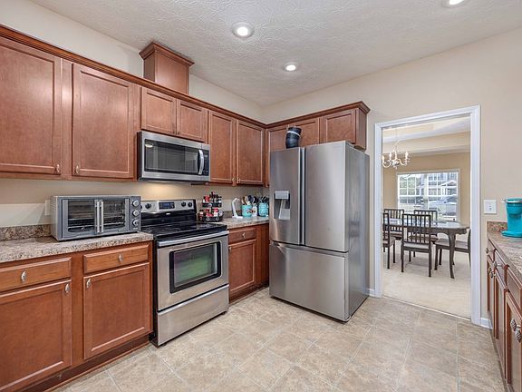 3rd image of 5185 Freedom Ridge Ct