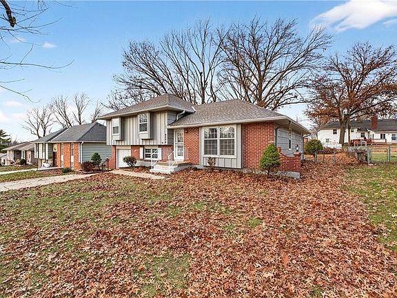 3rd image of 6204 E 109th St