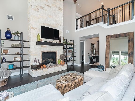 2nd image of 13934 Burnett Hills Ln