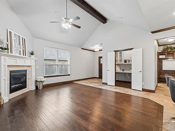5th image of 18505 Maidstone Ln