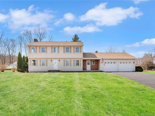 93 Michelle Drive, Windsor Locks, CT 06096