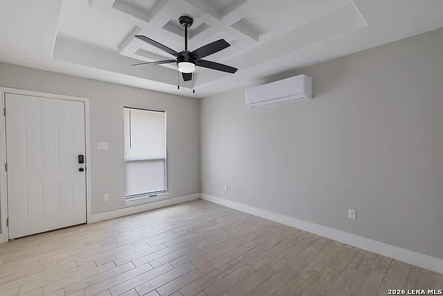 1 bed, 1.0 bath, 660 sqft, $900 — Photo 3