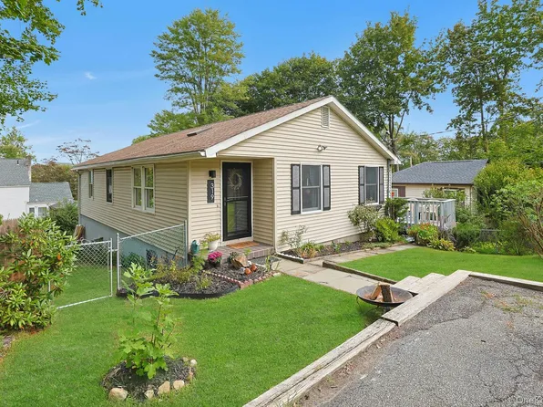319 Meadow Road, Mahopac, NY 10541