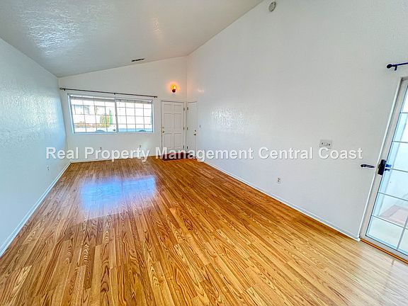 5th image of 905 Patria Cir