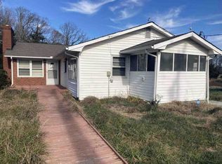 9885 Moore Farm Dr, Kernersville, NC 27284