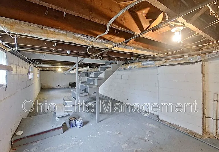 461 Reinhard Ave — Photo 11